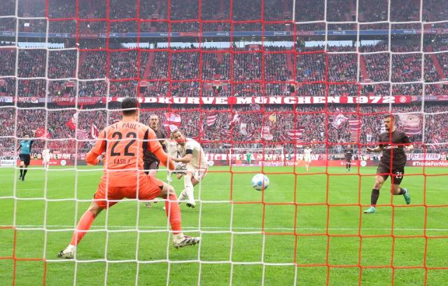 开云app-拜仁的晴天霹雳×3，伊藤洋辉今季第3次跖骨骨折！