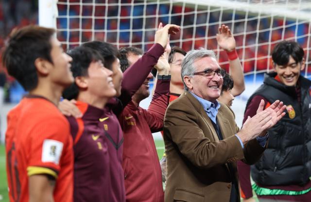 开云客户端下载-被逆转？事不过三！ 这次伊万和国足走过鬼门关